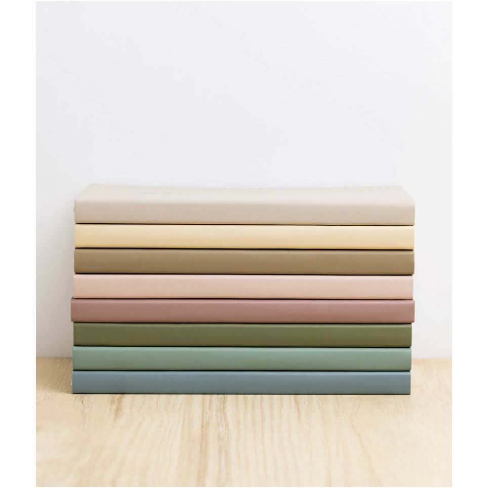 Journal de poche en Cuir Végane A6 - Vert Sauge - Lagom cadeaux